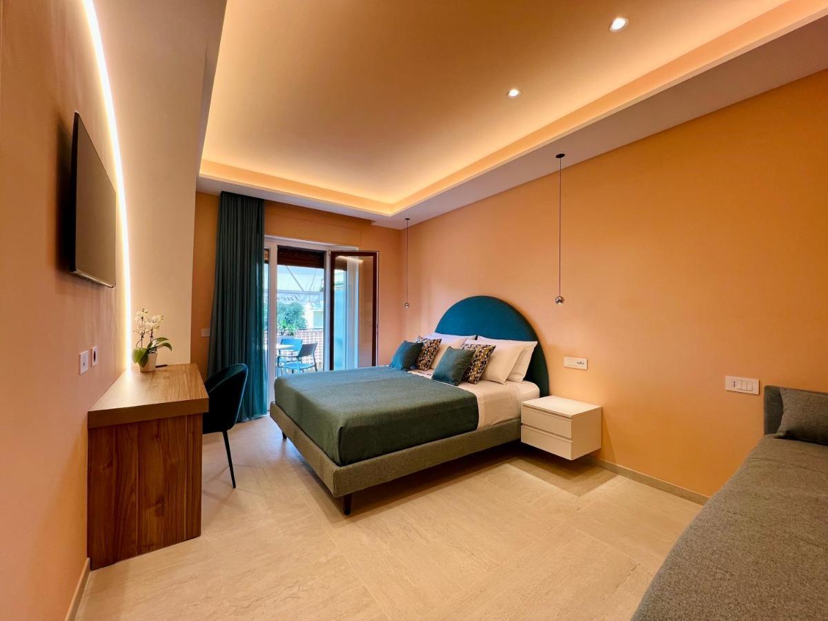 Yourhome - Lucrezia Suites Sorrento Exterior foto